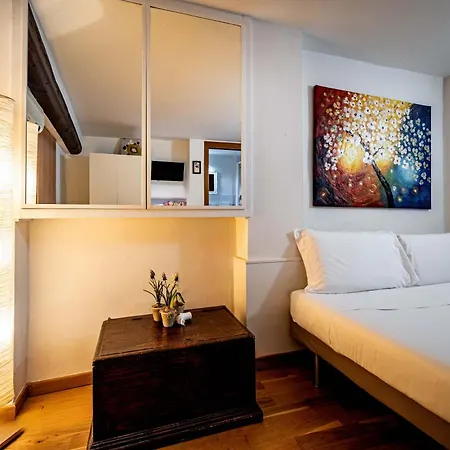 Roommo Carmine * Florencia