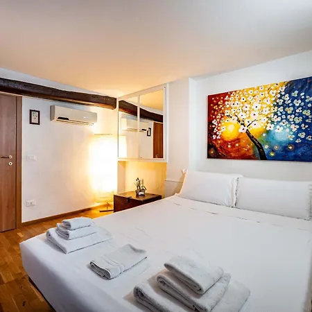 Apartamento Roommo Carmine
